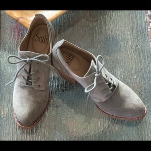 Sofft Tailynn Italian Suede Leather Lace-Up Oxford Pumps Gray. NWOB. Size 7.5